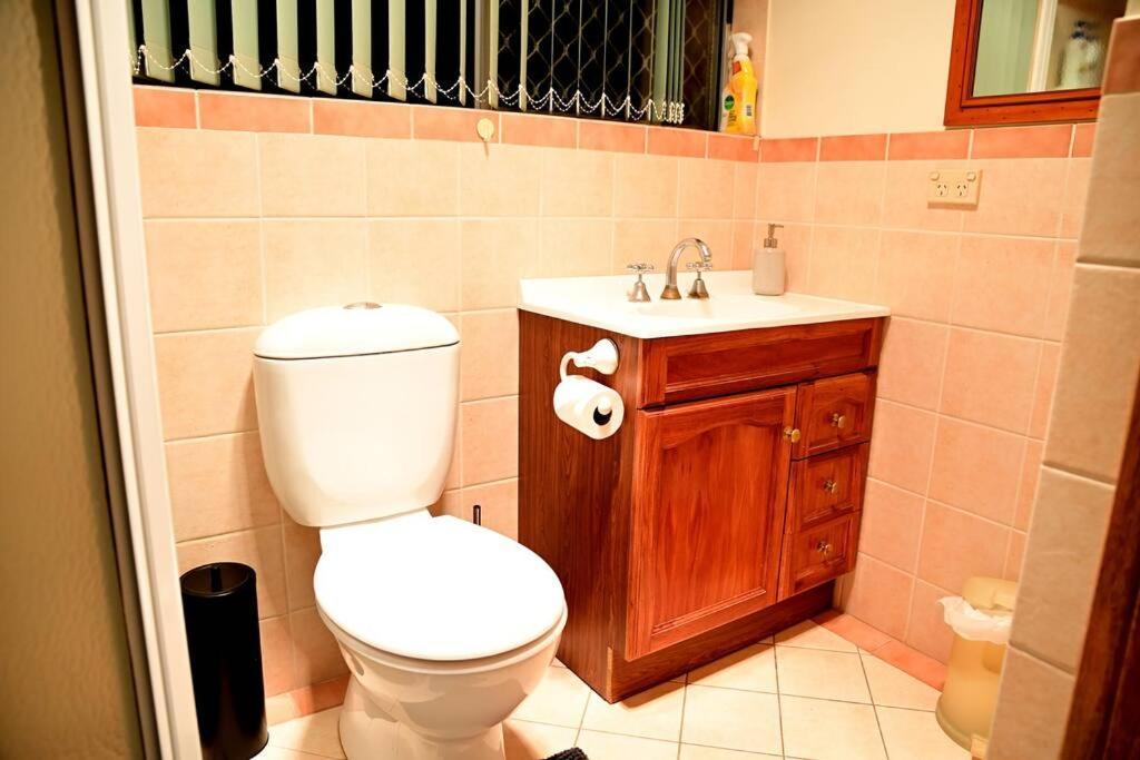 Spacious Studio In Alicesprings Queenbed+Ksairbed อลิซสปริงส์ ภายนอก รูปภาพ