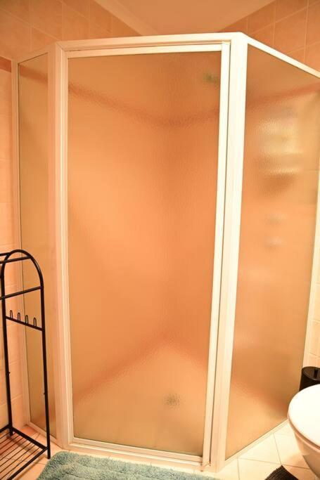 Spacious Studio In Alicesprings Queenbed+Ksairbed อลิซสปริงส์ ภายนอก รูปภาพ