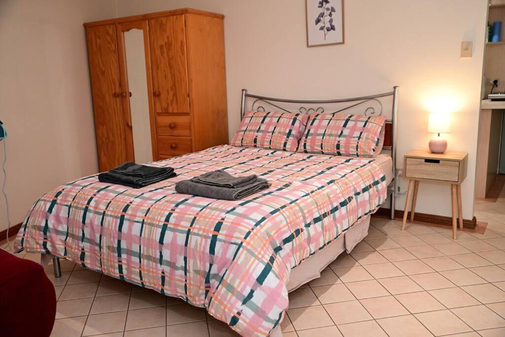 Spacious Studio In Alicesprings Queenbed+Ksairbed อลิซสปริงส์ ภายนอก รูปภาพ